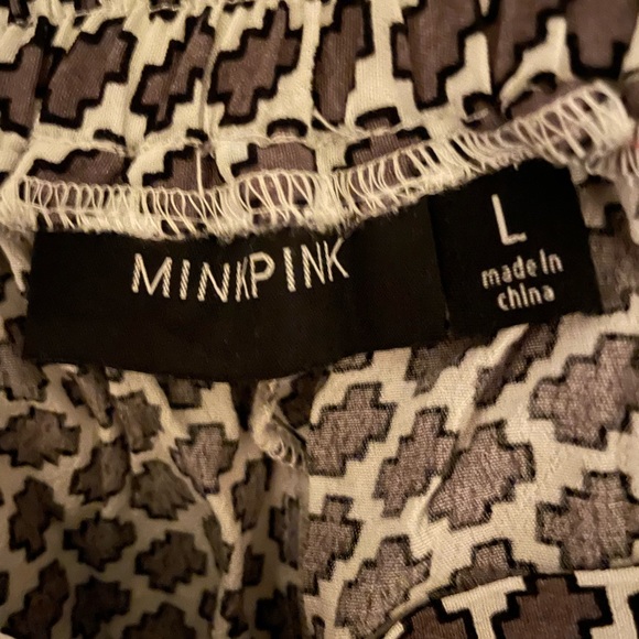 Mink pink pattern beach short - Picture 4 of 4